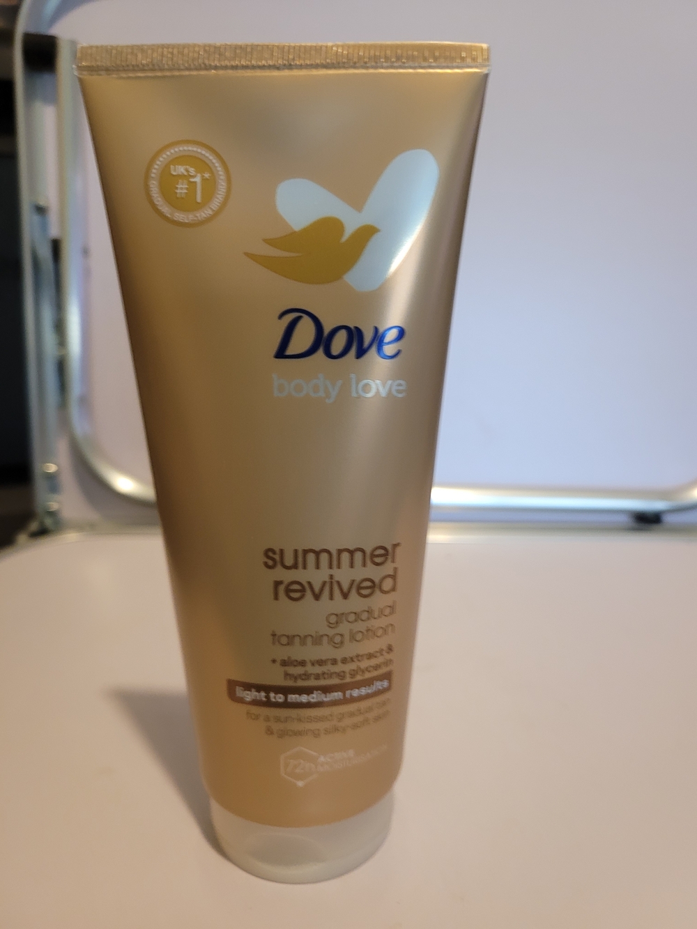 Body Love Summer Revived Gradual Tanning Lotion - Light To Medium